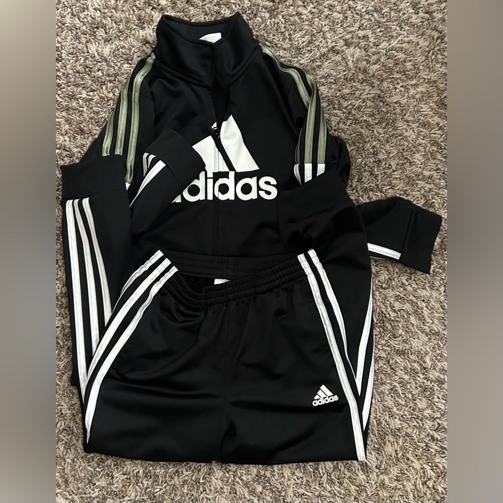 Adidas Black Athletic Jogger Set in Size 7